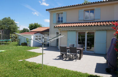 location maison 1 598 € CC /mois à proximité de Saint-Laurent-de-Mure (69720)