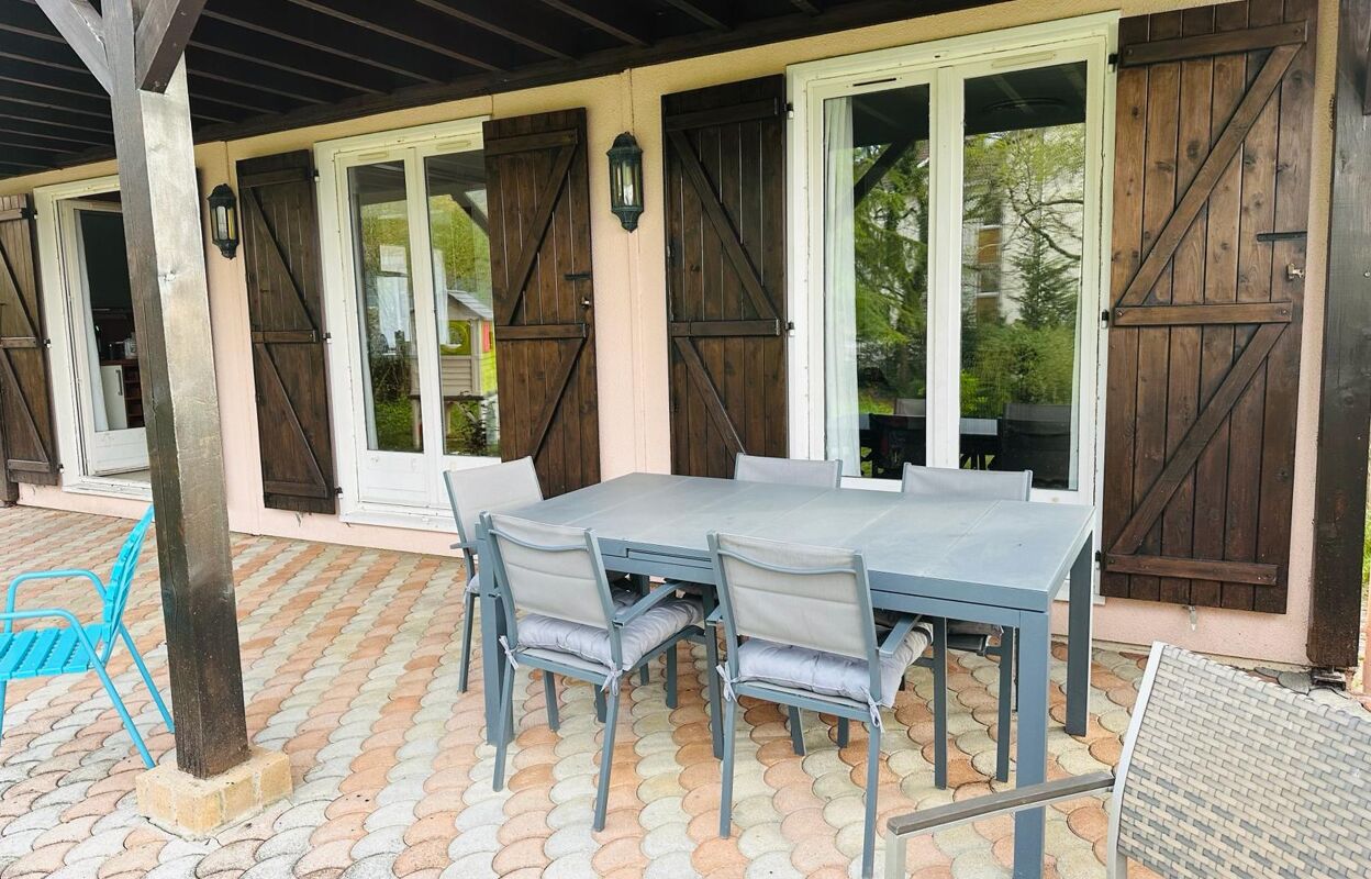 maison 6 pièces 138 m2 à vendre à Gex (01170)