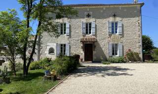 Maison 9 Pièces 276 m² à vendre à Saint-Séverin (16390)