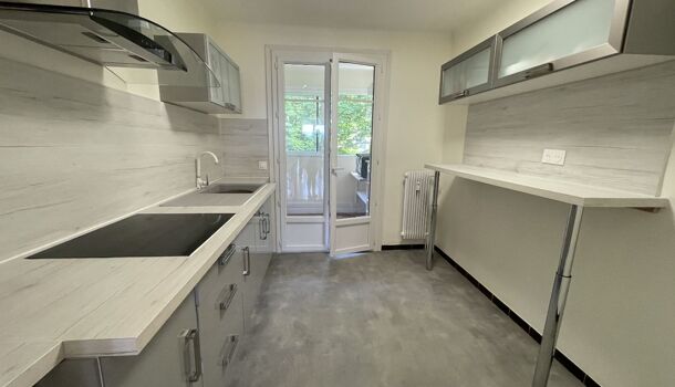 Appartement  à louer Aix-en-Provence 13100