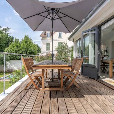 Maison 8 pièces 190 m²