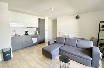 location appartement 880 € CC /mois à proximité de Saint-Julien-de-Concelles (44450)