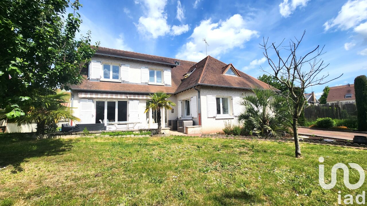 maison 8 pièces 215 m2 à vendre à Leuville-sur-Orge (91310)