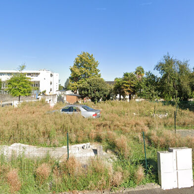 Terrain 170 m²