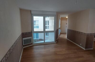 location appartement 595 € CC /mois à proximité de Savigny-sur-Ardres (51170)