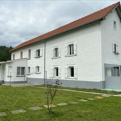 Maison 7 pièces 222 m²