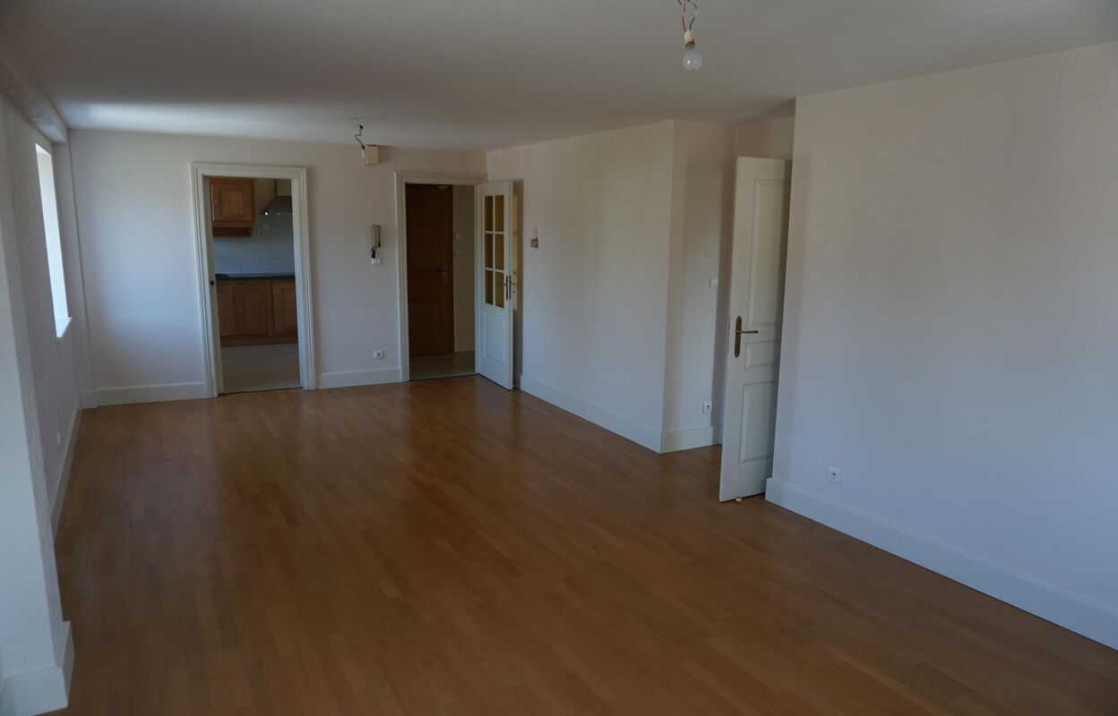 appartement 3 pièces 81 m2 à louer à Épinal (88000)