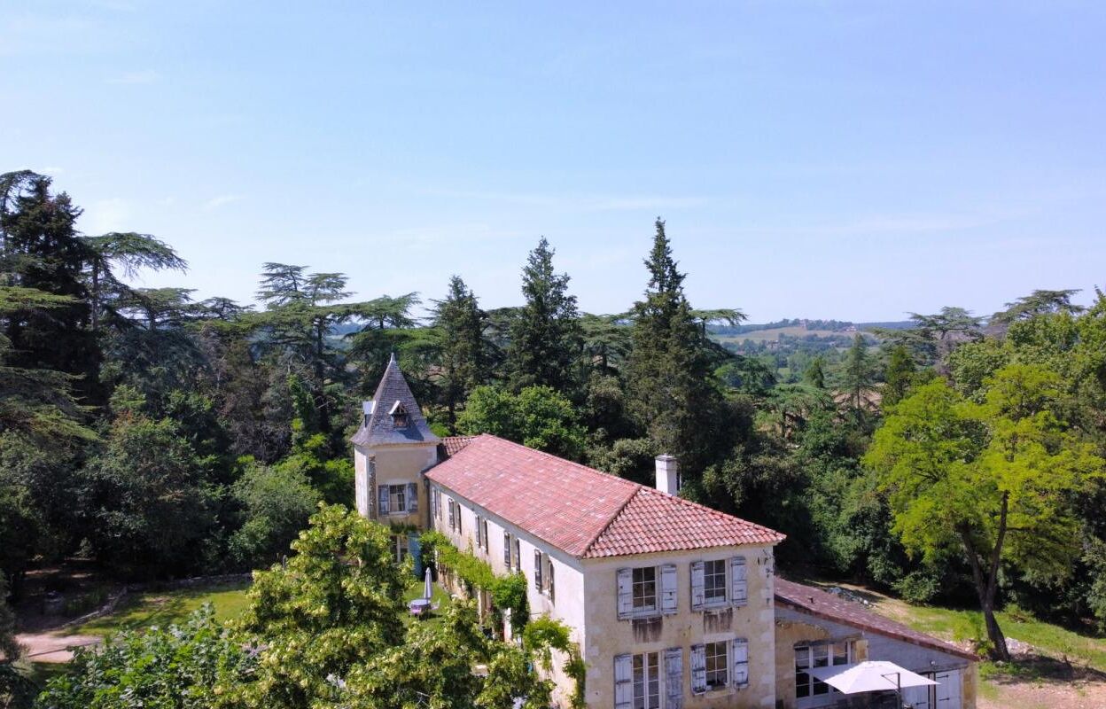 maison 10 pièces 253 m2 à vendre à Vic-Fezensac (32190)