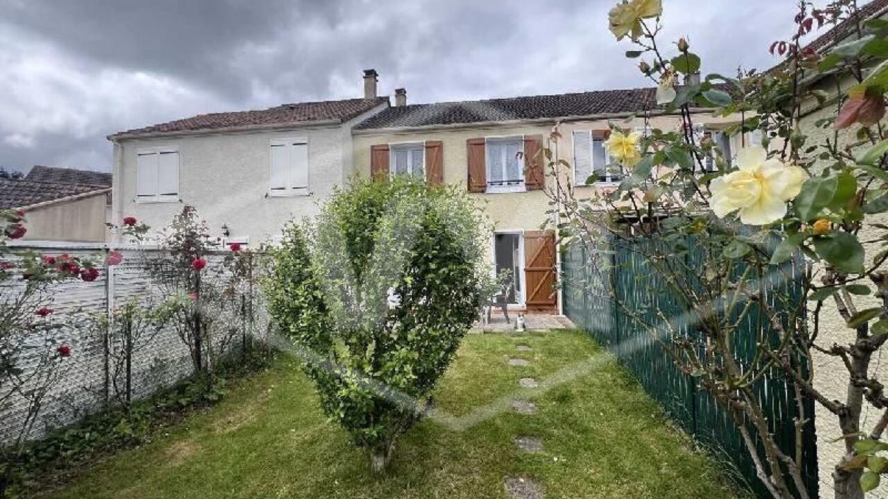 maison 4 pièces 77 m2 à vendre à Combs-la-Ville (77380)