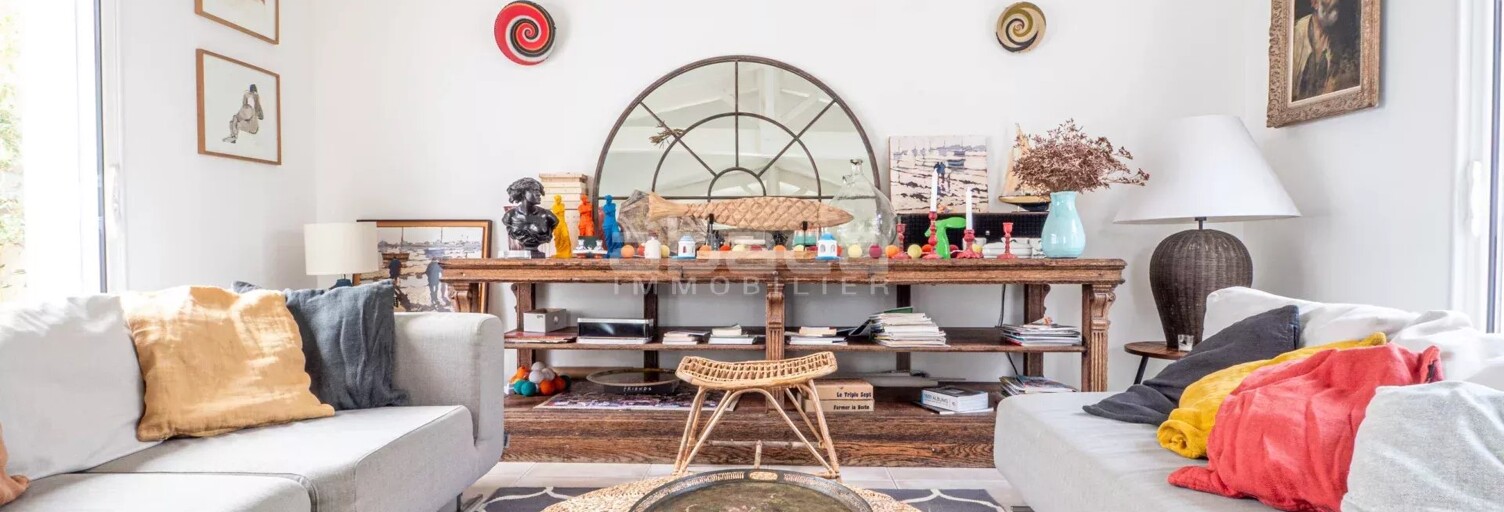 Maison 8 Pièces 169 m² à vendre à Loix (17111)