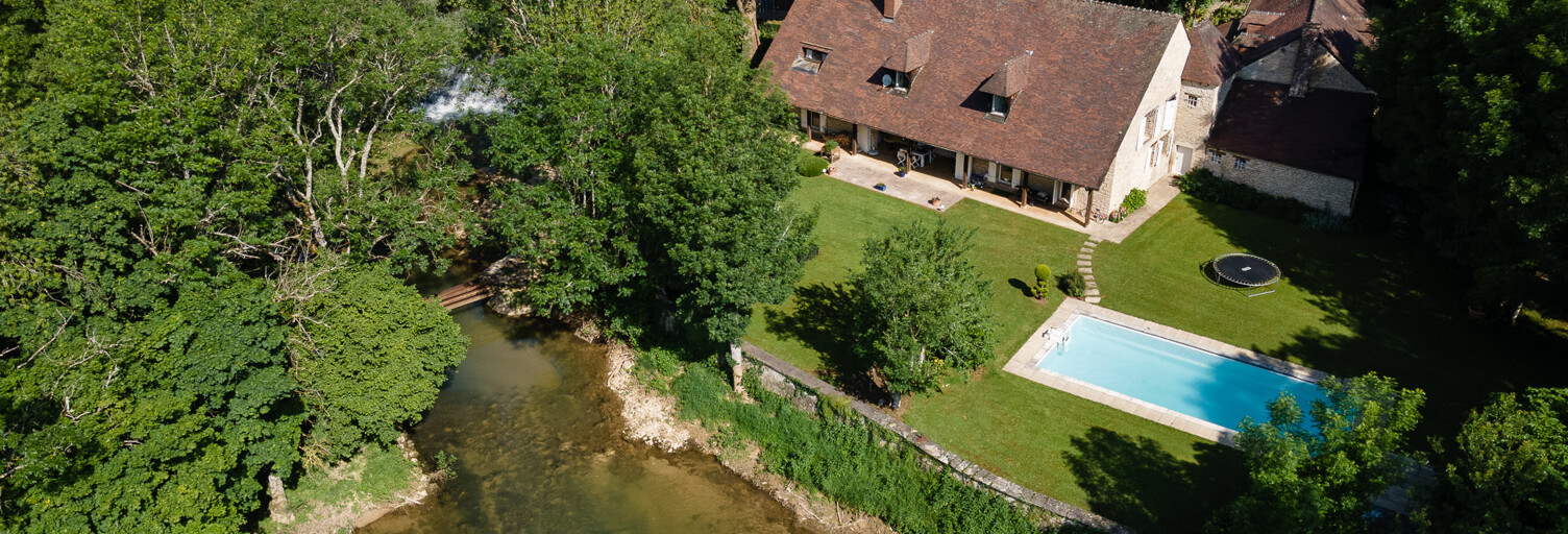 Maison 10 Pièces 350 m² à vendre à Sainte-Marie-sur-Ouche (21410)