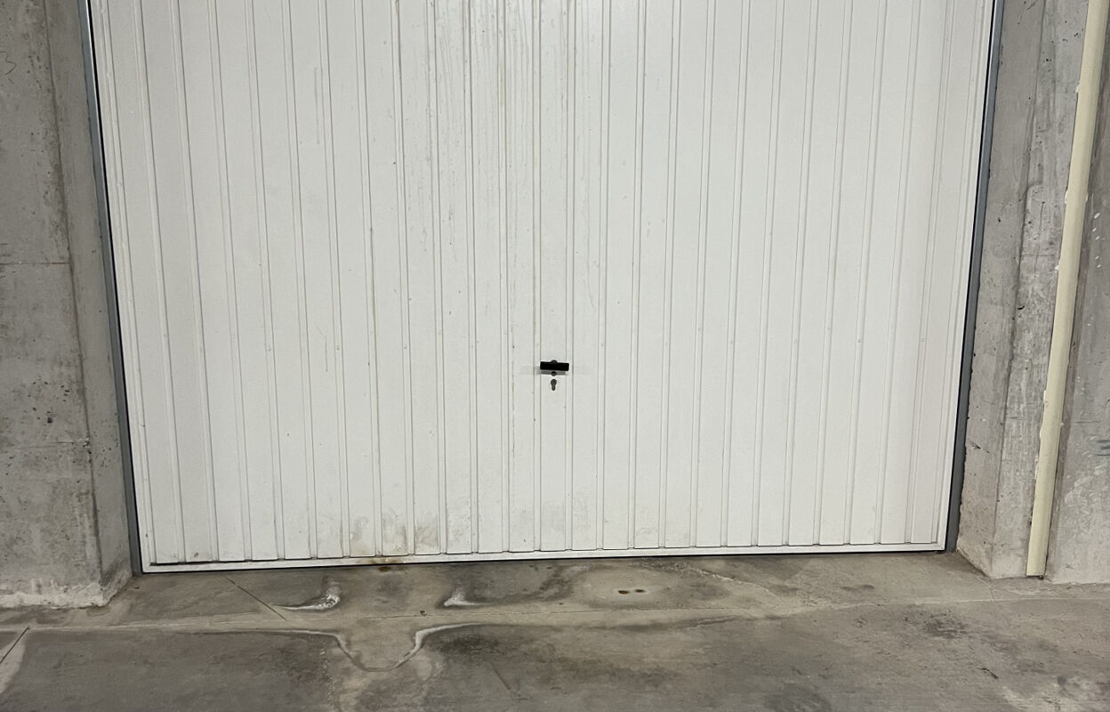 garage  pièces 17 m2 à vendre à Boujan-sur-Libron (34760)