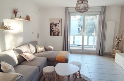 location appartement 970 € CC /mois à proximité de Saint-Laurent-d'Agny (69440)