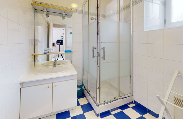 Ensemble immobilier de deux logements  - 461m2 de terrain — photo 3