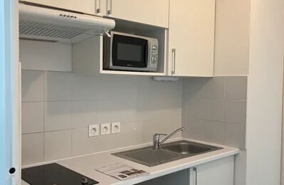 location appartement 985 € CC /mois à proximité de Carbon-Blanc (33560)
