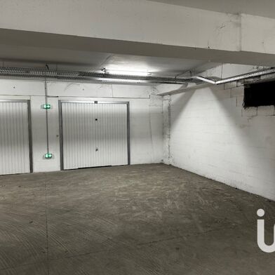 Garage 48 m²