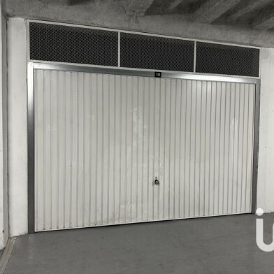 Garage 43 m²