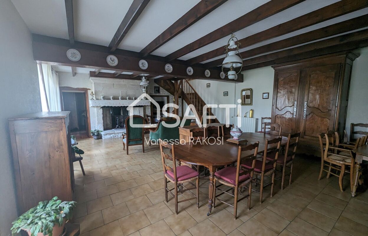 maison 9 pièces 240 m2 à vendre à Aulnay (17470)