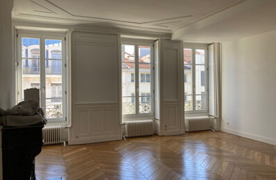 location appartement 2 400 € CC /mois à proximité de Lyon 9 (69009)