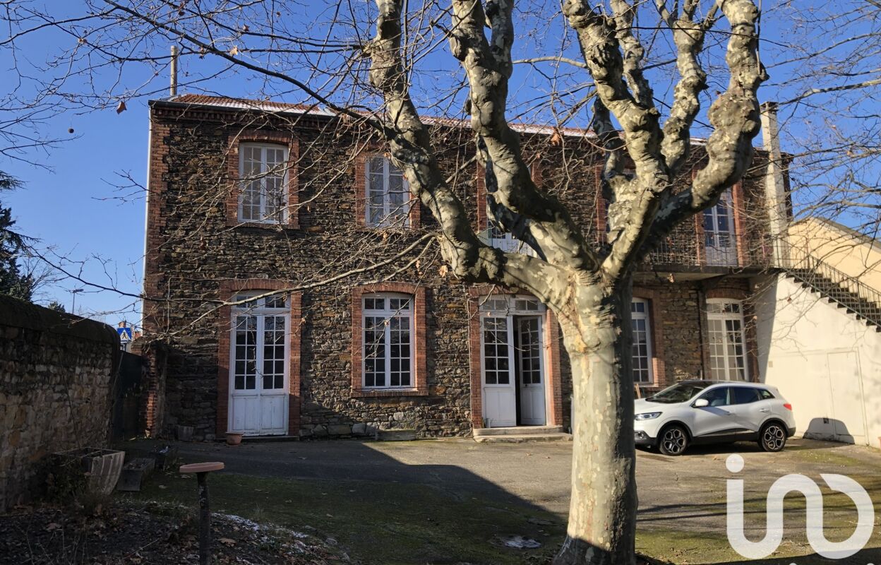 maison 7 pièces 230 m2 à vendre à Saint-Chamond (42400)