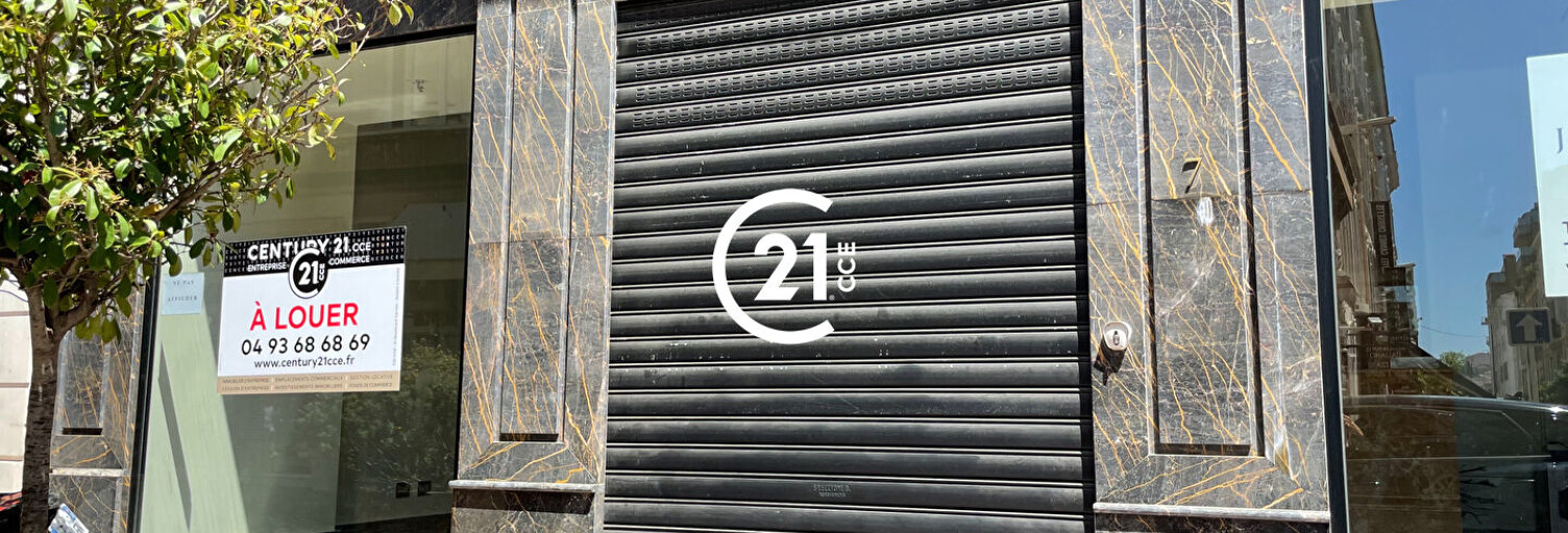 Commerce  560 m² à louer à Cannes (06400)