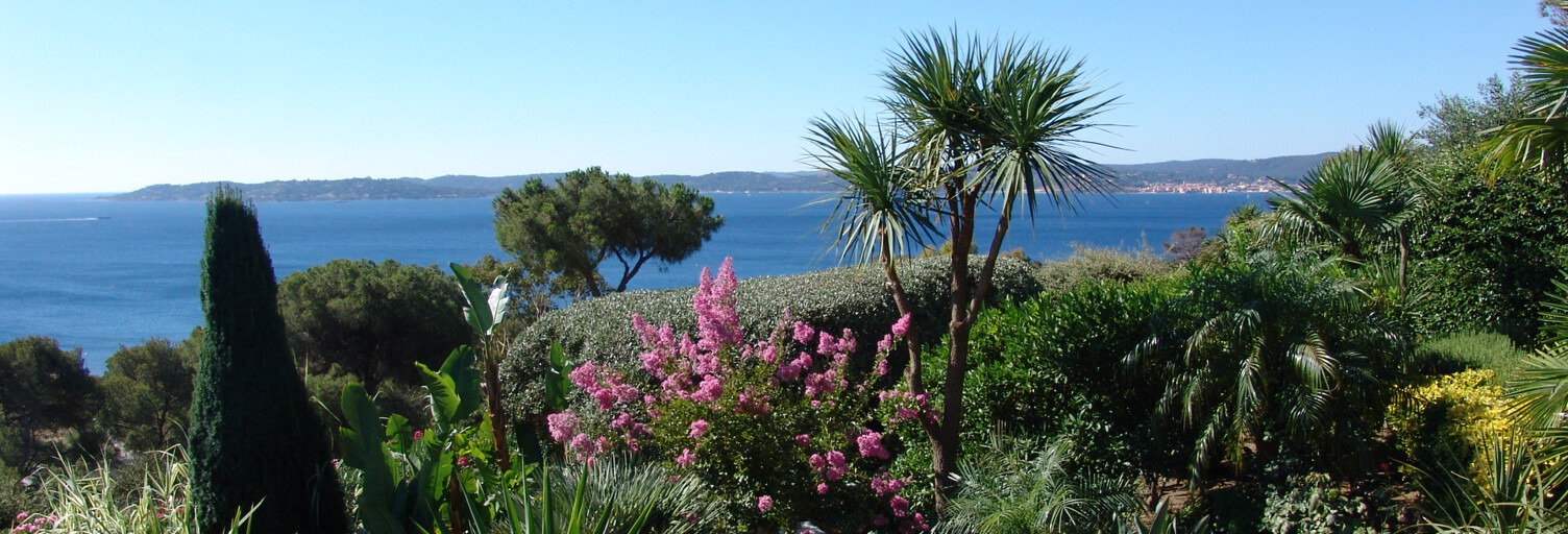 Maison 10 Pièces 400 m² à vendre à Le Plan-de-la-Tour (83120)