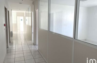 vente bureau 162 500 € à proximité de Variscourt (02190)