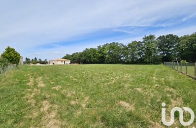 vente terrain 69 000 € à proximité de La Rochefoucauld-en-Angoumois (16110)