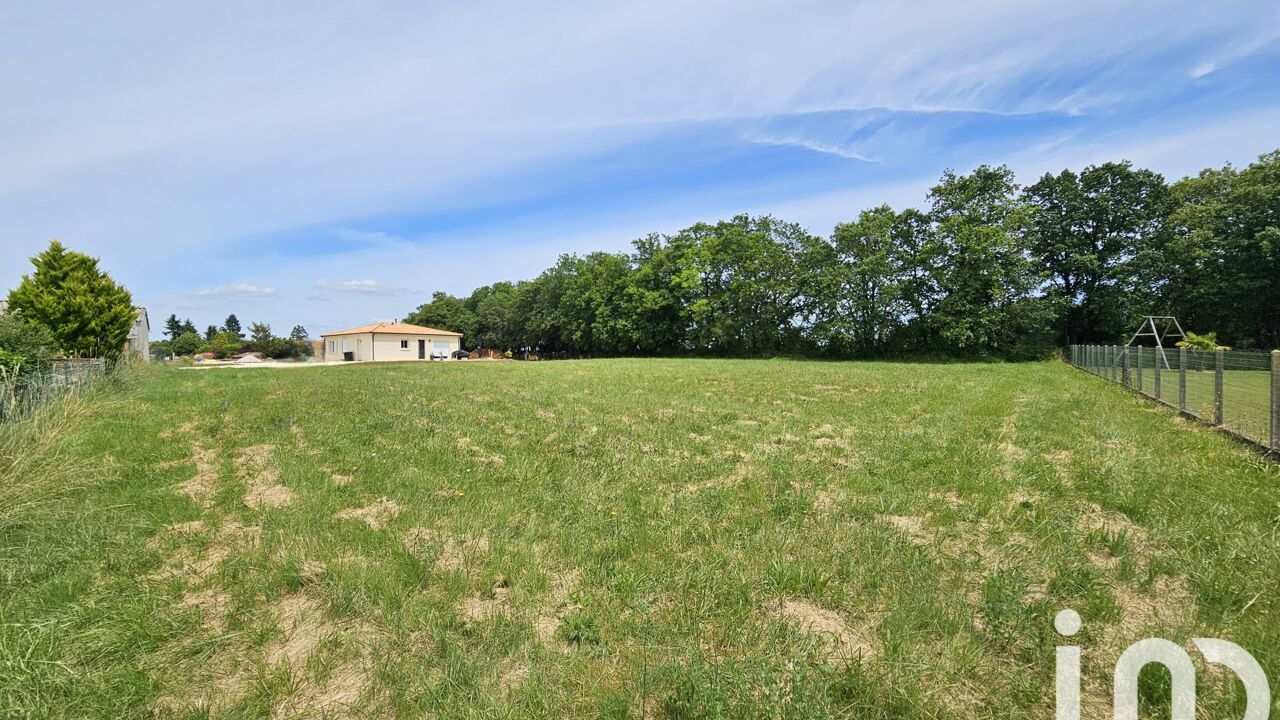 terrain  pièces 2592 m2 à vendre à Pranzac (16110)