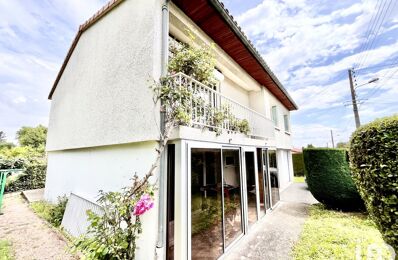 vente maison 262 000 € à proximité de Charbonnières-les-Varennes (63410)