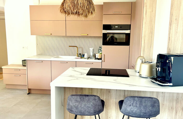 APPARTEMENT VRAI 2 PIECES DE 53M²  AVEC PARKING EN SOUS-SOL ET CAVE, SITUÉ DANS UNE RÉSIDENCE RÉCENTE, À PIED DES PLAGES ET DES COMMERCES DES ISSAMBRES — photo 5
