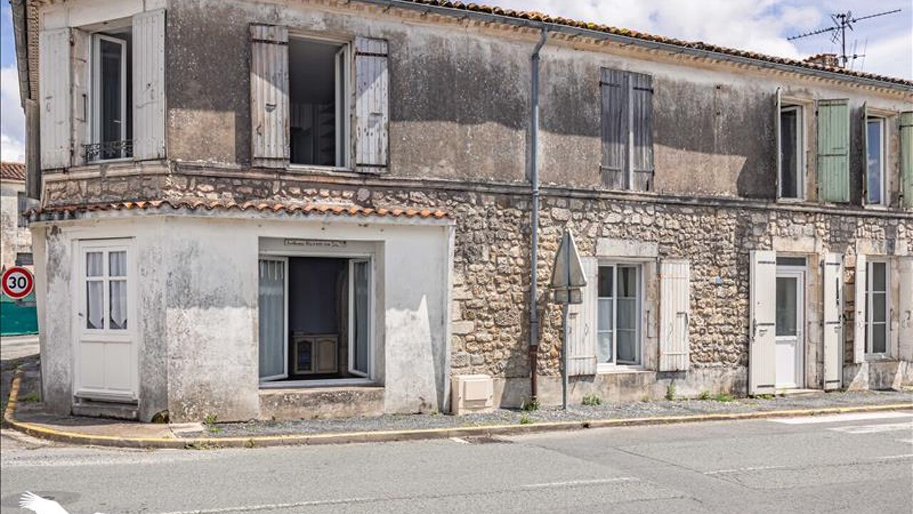 maison 8 pièces 174 m2 à vendre à Nancras (17600)