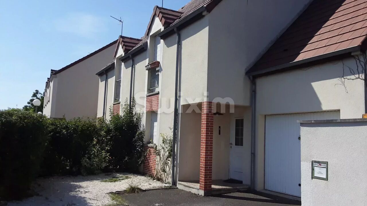 maison 4 pièces 101 m2 à vendre à Saint-Jean-de-la-Ruelle (45140)