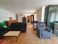 Villa F4 traditionnelle de plain-pied avec jardin et garage — photo 3
