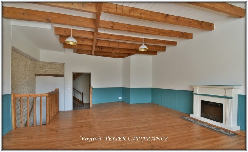 Villa / Maison 9 pièces  à vendre Saint-Jean-d'Angély 17400