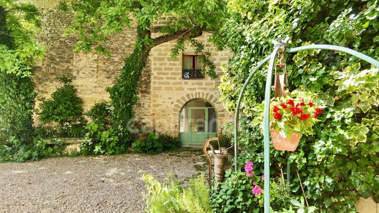 maison 14 pièces 548 m2 à vendre à Uzès (30700)