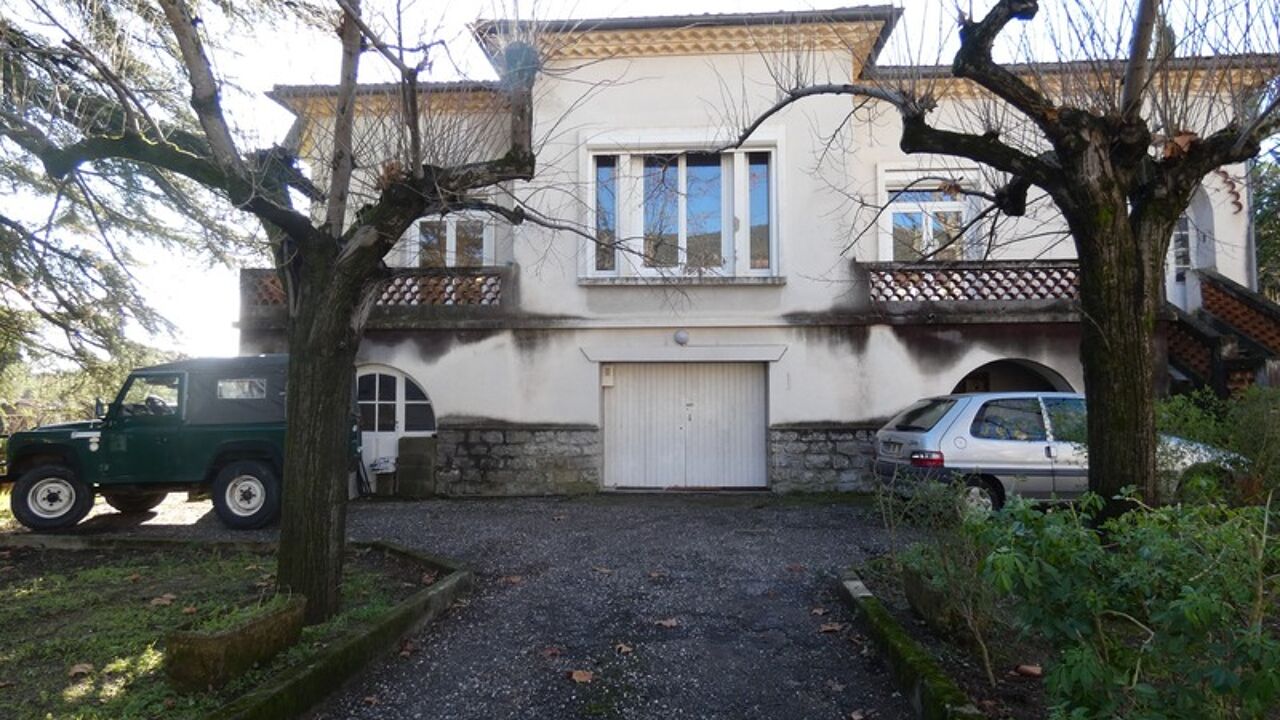 maison 7 pièces 202 m2 à vendre à Saint-Hippolyte-du-Fort (30170)