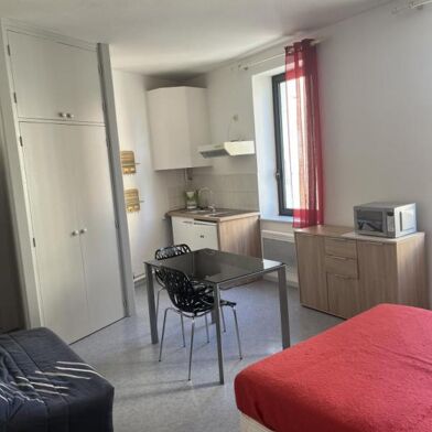 Appartement 1 pièces 390 €