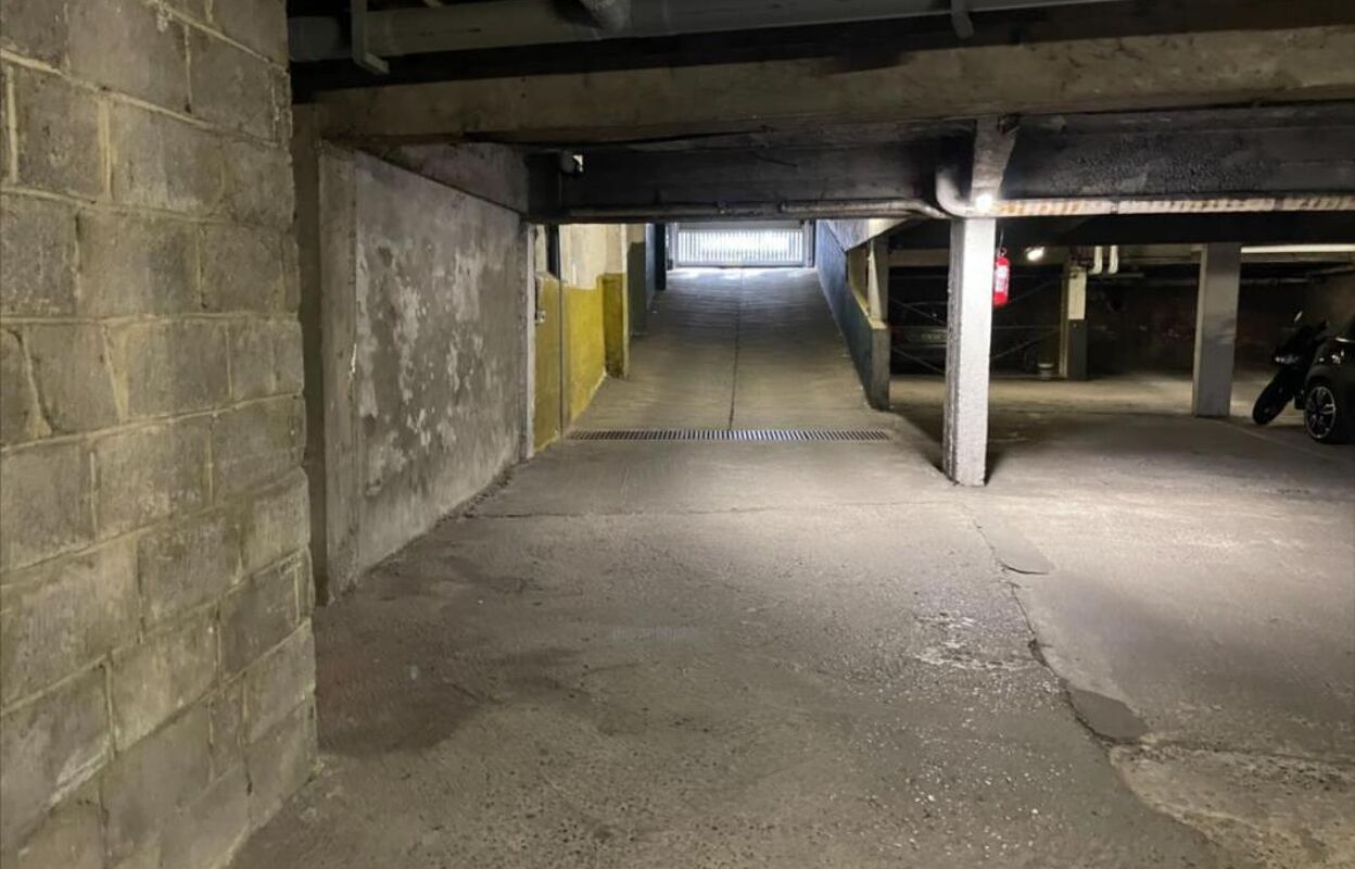 garage  pièces 13 m2 à vendre à Lille (59000)