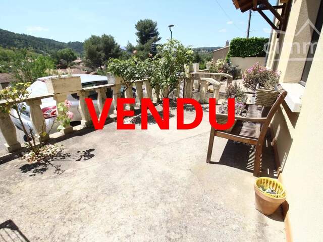 VENDU une maison  de plain pied avec jardin — photo du bien
