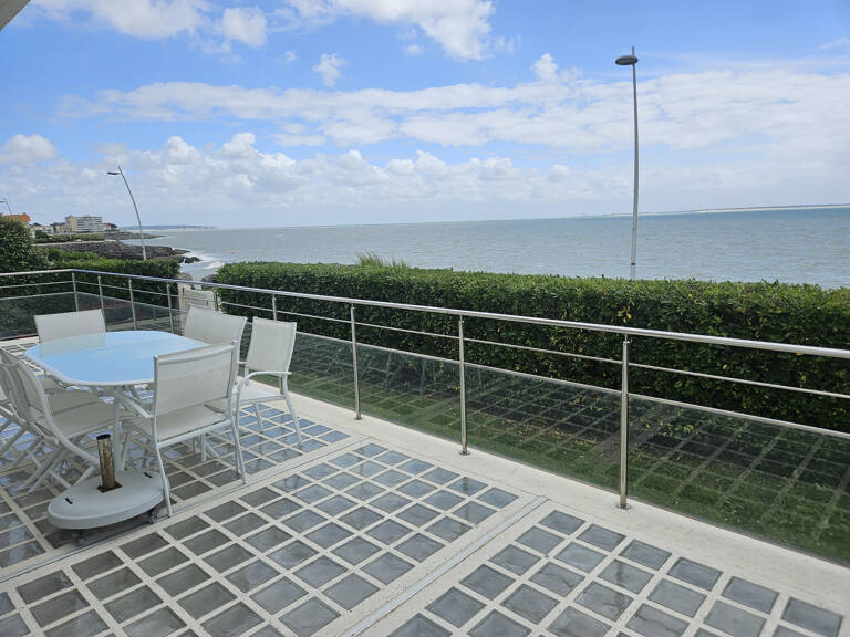 Vaux sur Mer Villa T6 avec vue sur le phare de Cordouan — photo 1