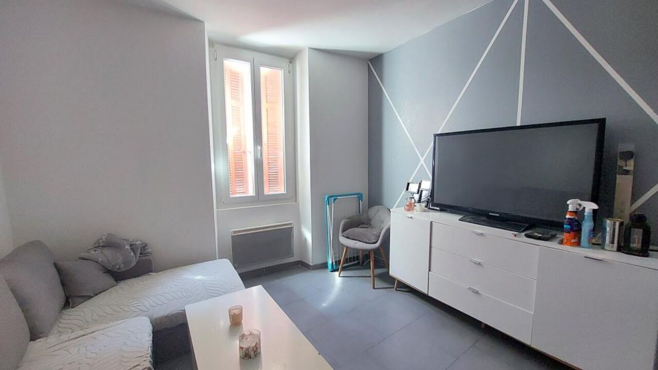 immeuble  pièces 102 m2 à vendre à La Verdière (83560)