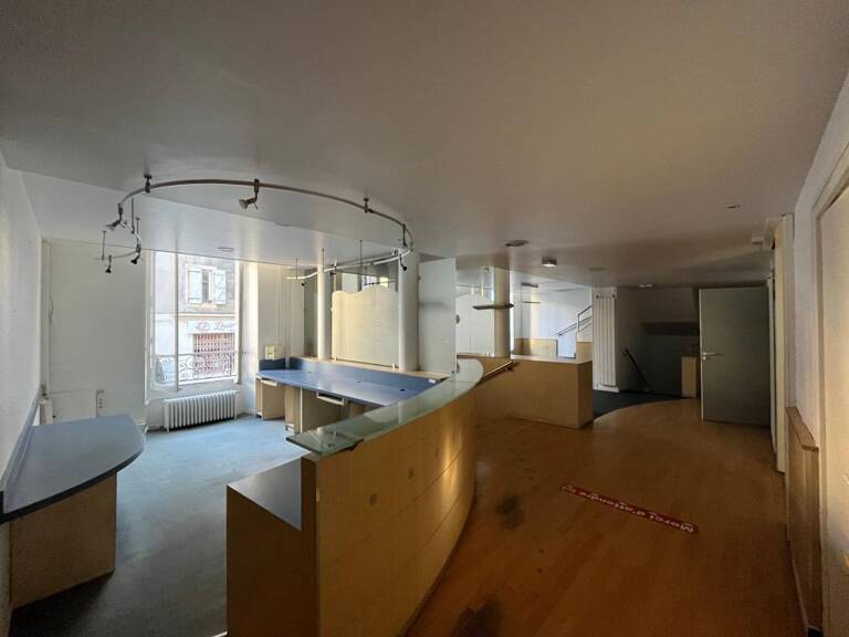 Appartement À Vendre — photo 1