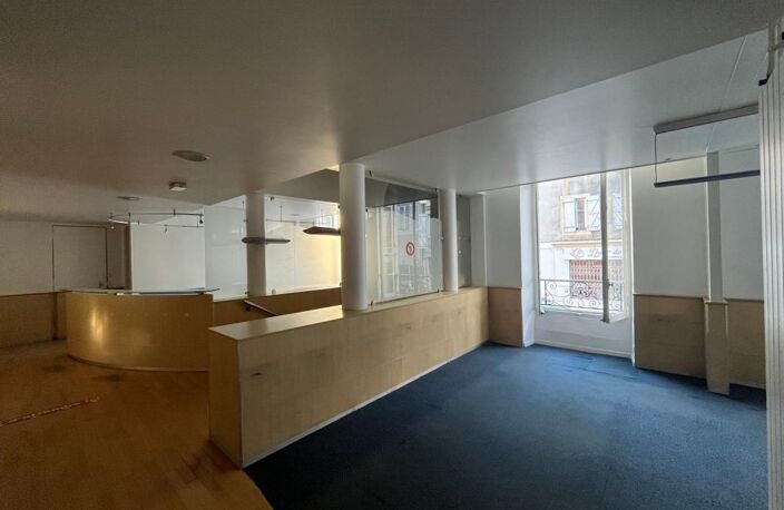 Appartement À Vendre — photo 2