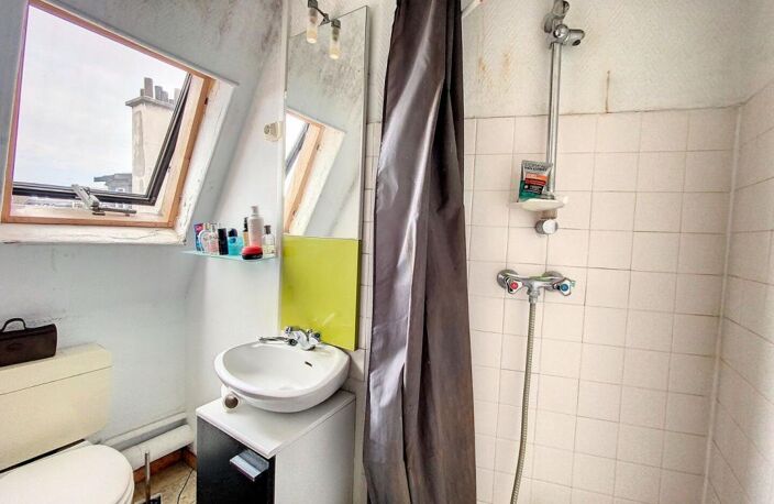 IDEAL INVESTISSEMENT  - STUDIO PARC MONCEAU — photo 5
