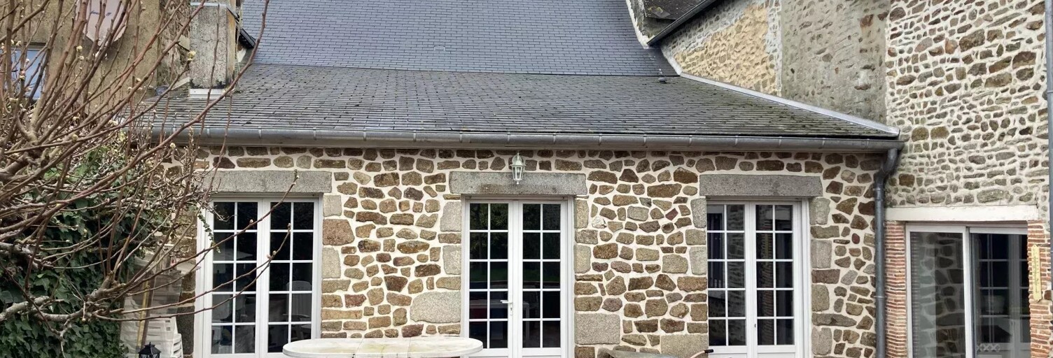 Maison 9 Pièces 180 m² à vendre à Courcité (53700)