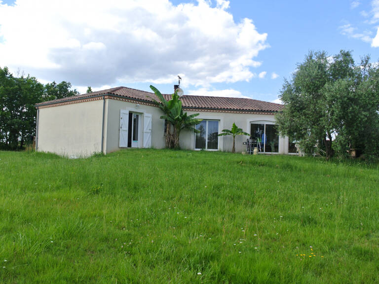 Maison avec un hangar de 100 m2 — photo 1