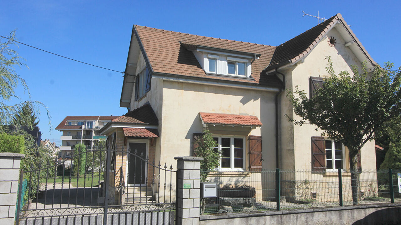 maison 8 pièces 179 m2 à vendre à Valentigney (25700)