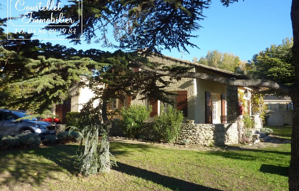 maison 6 pièces  m2 à vendre à Robion (84440)