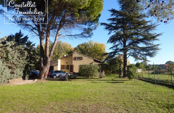Proche du village de Robion — photo 2